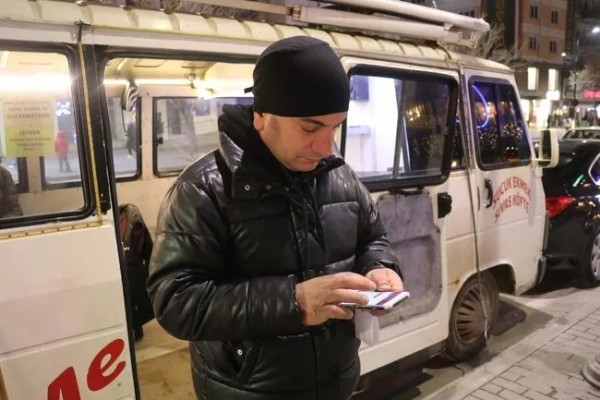 600 TL’si 600 bin TL oldu! Banka hesabına girince gözlerine inanamadı!